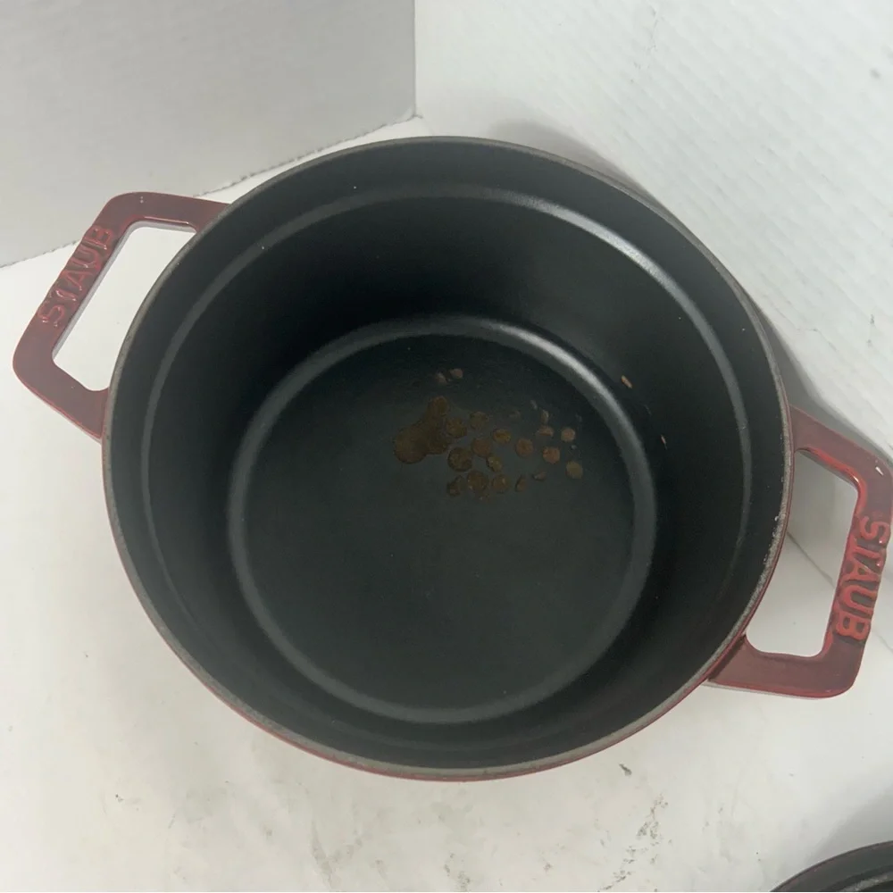 La Cocotte Staud Cast Iron Bean Bot Made in France Lid Heavy Red READ